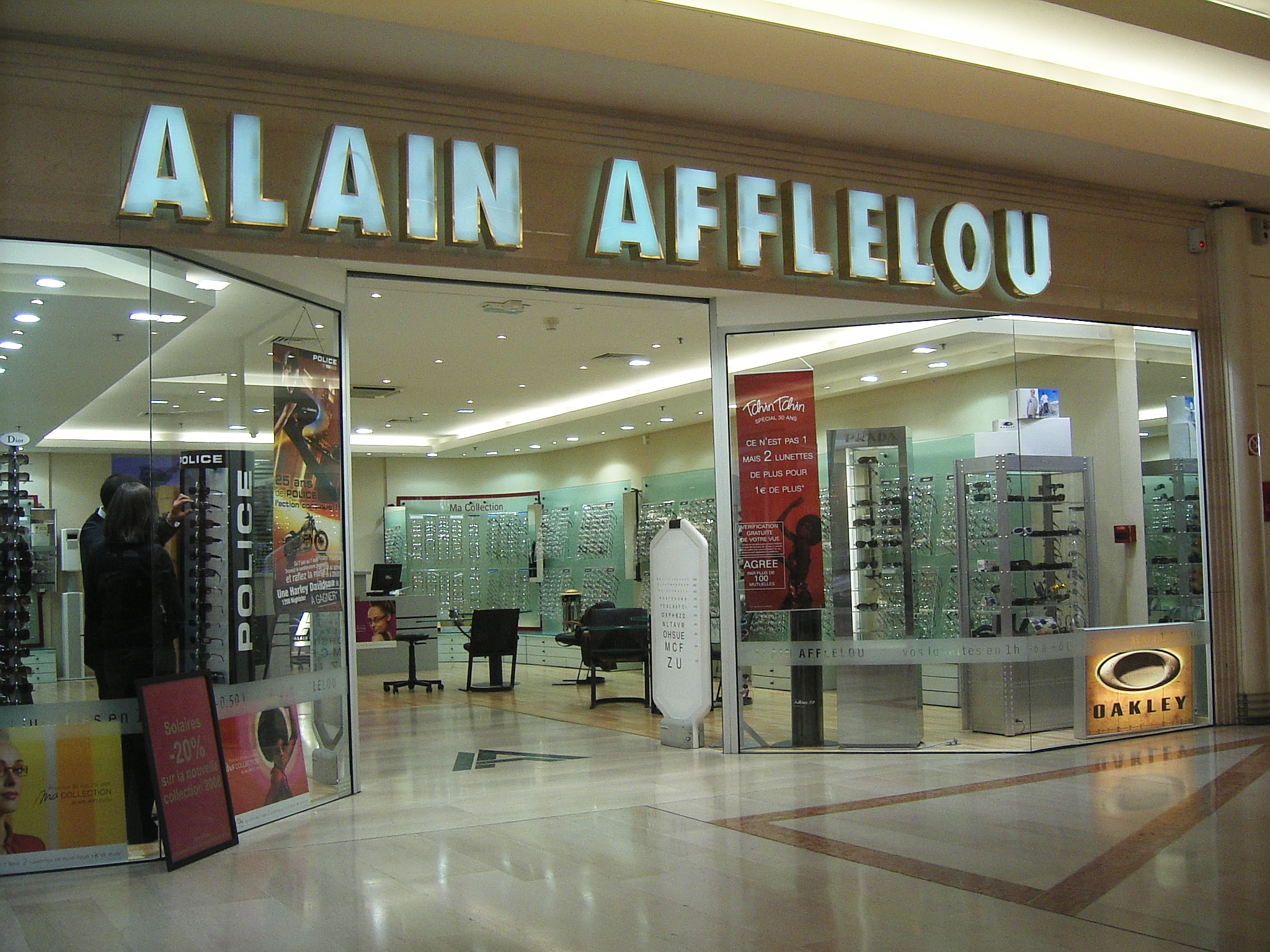 optical retailers in France, Alain Afflelou
